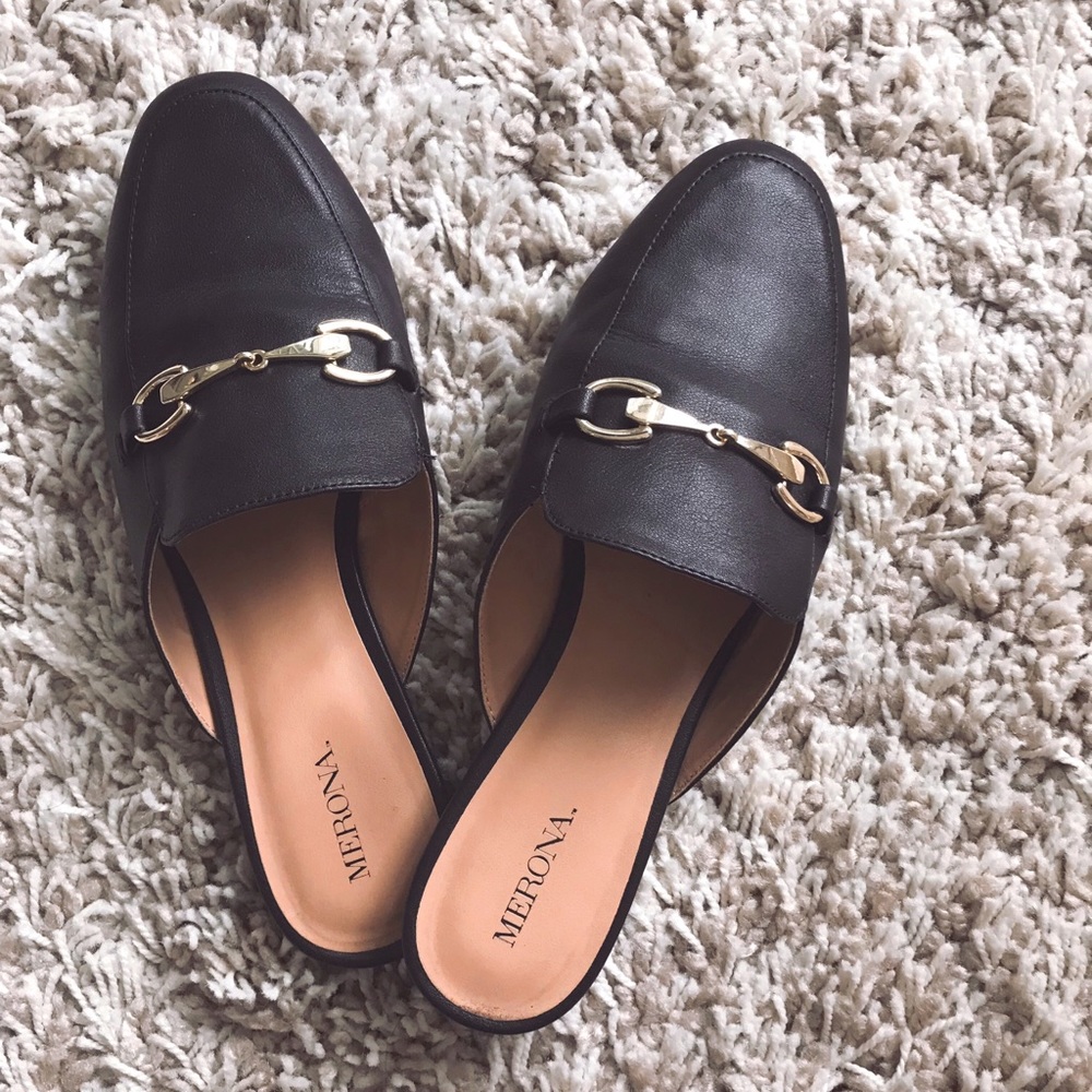 Merona slip on mules 8.5